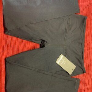 NWT 90 Degree Black Leggings With Pockets Size Large